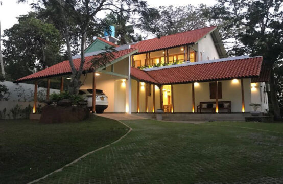 4 Bedroom villa for lease