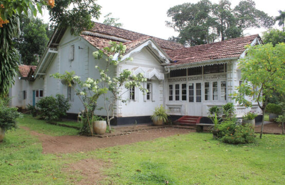 Colonial style house for sale