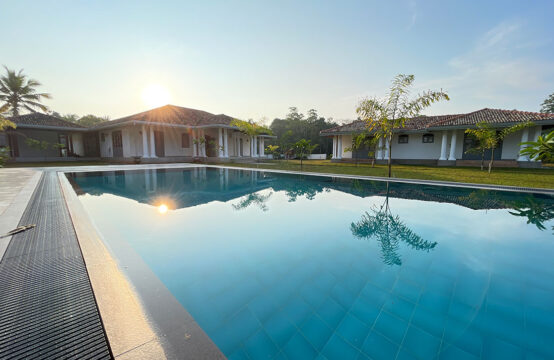 Colonial style villa for sale 6 Bedrooms