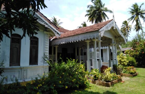 Colonial House for Renovation in Ahangama – 5BR on 92 Perches, Near Beach