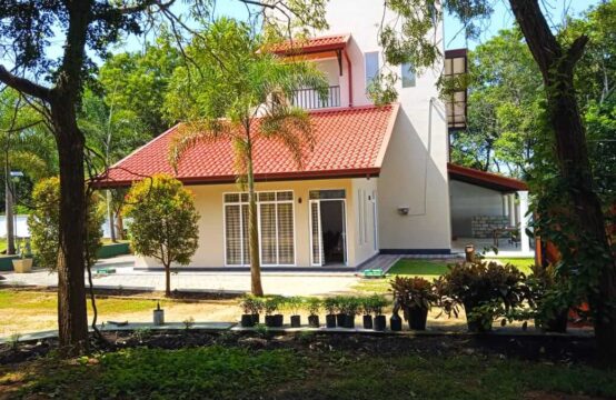 Luxury Ocean View Villa for Sale in Rekawa, Near Tangalle
